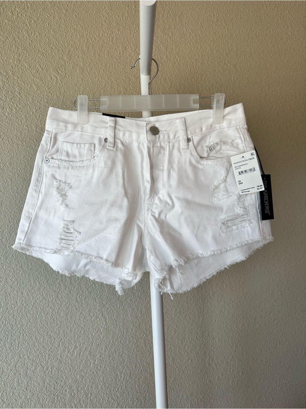 Blank NYC white denim shorts size 26 NWT